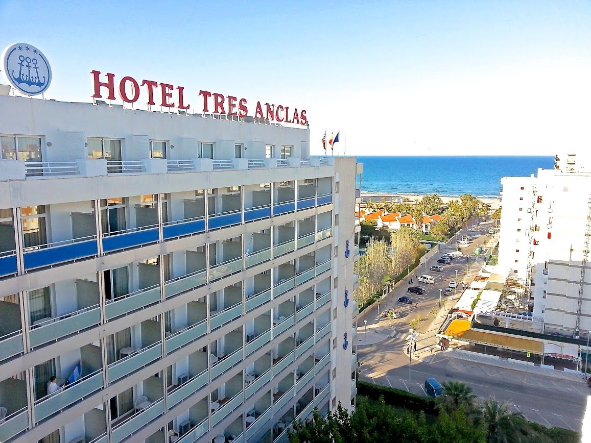 Hotel Tres Anclas Gandía Exteriör bild
